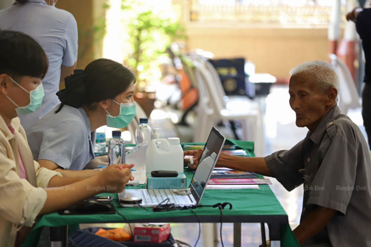 Утвержден дополнительный объем финансирования для ухода за иждивенцами