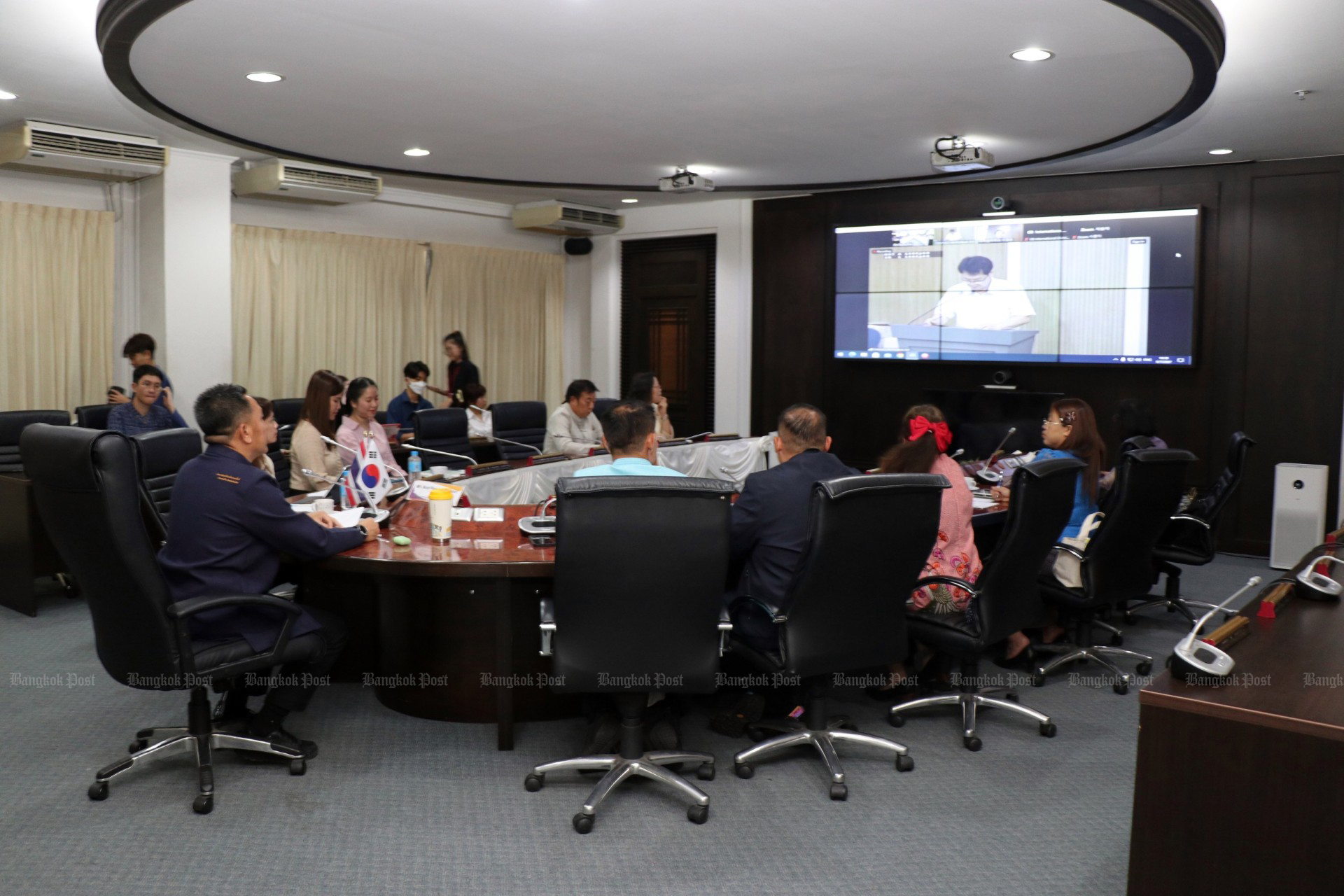 Чиангмай, провинция Южная Корея, сотрудничает в области образования, рабочих визитов