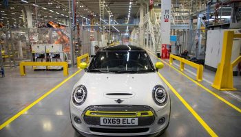 Шокирующий спад: продажи электромобилей премиум-класса в Таиланде упали на 35%