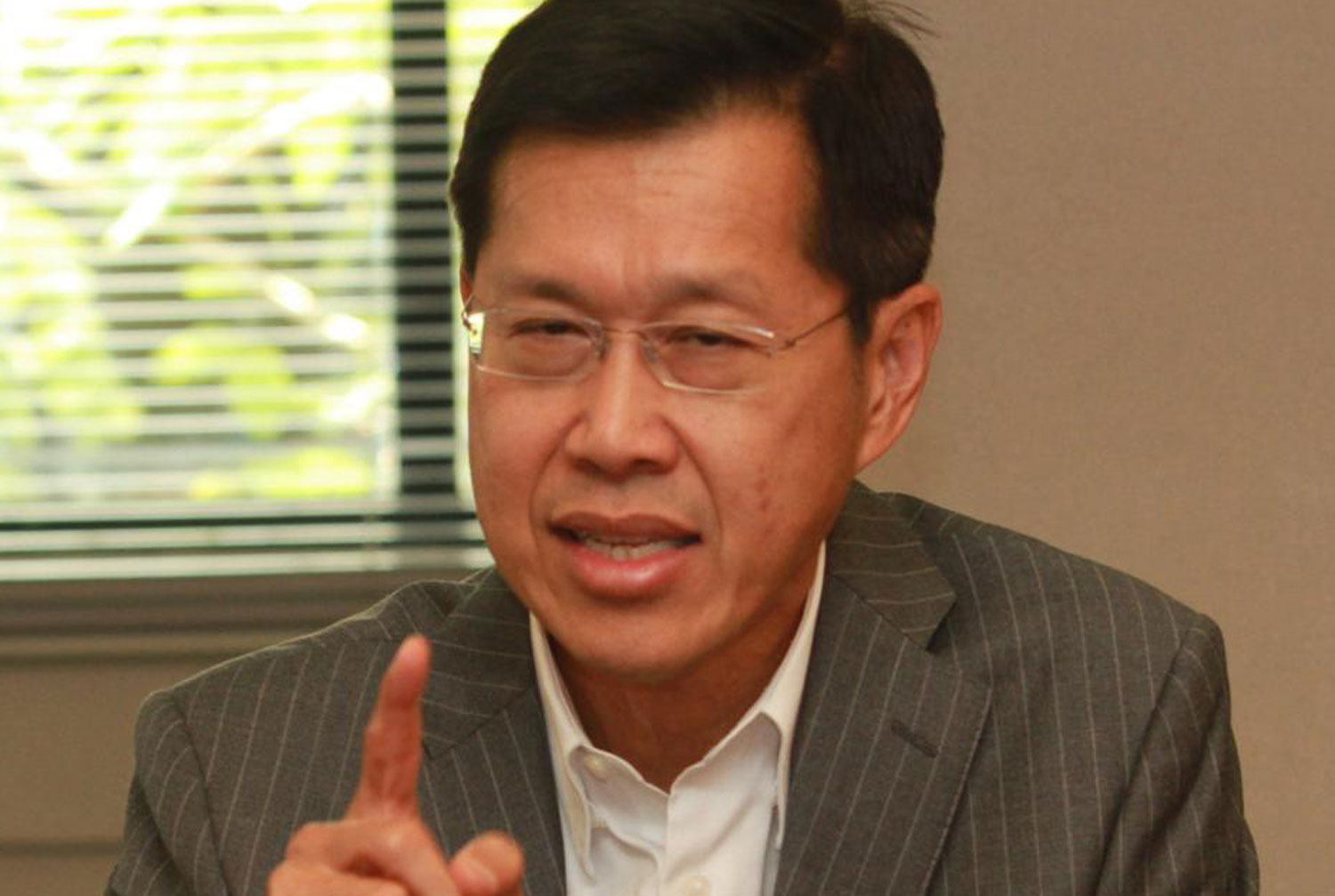 Экс-министр юстиции возглавит расследование скандала со Старком