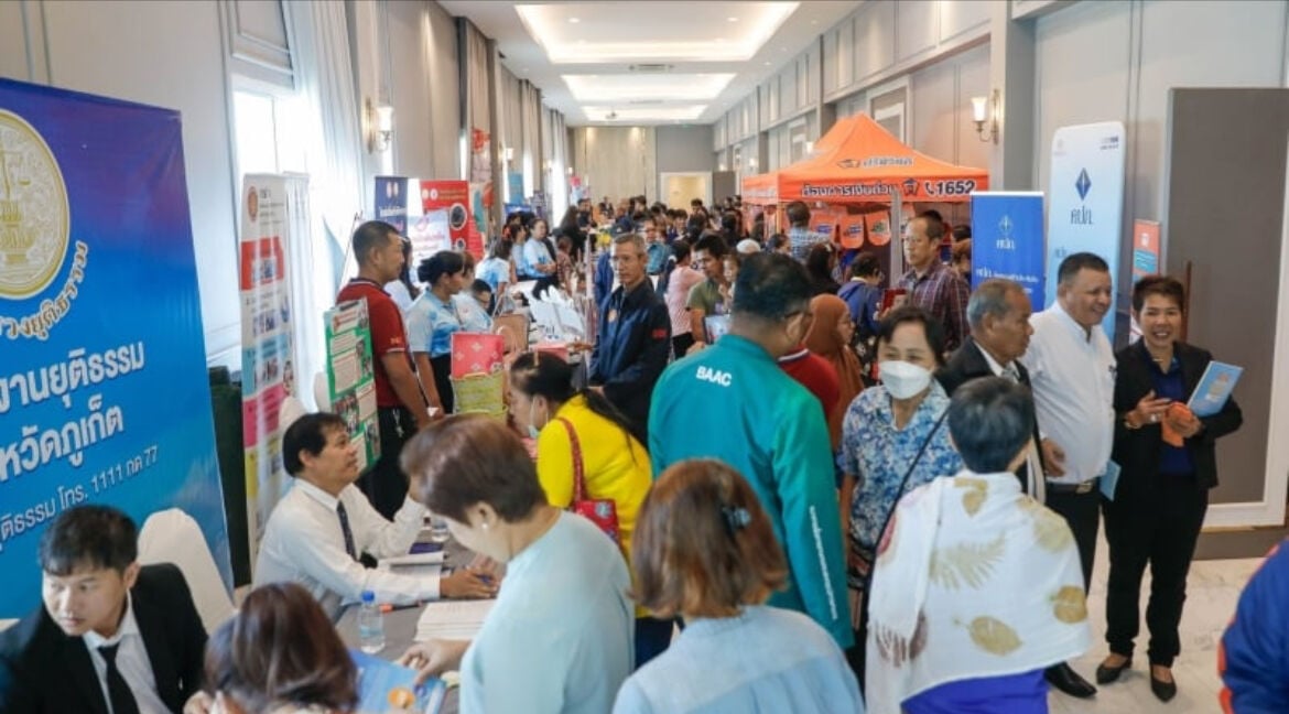 2000 должников стекаются на ярмарку на Пхукете, чтобы прояснить ситуацию