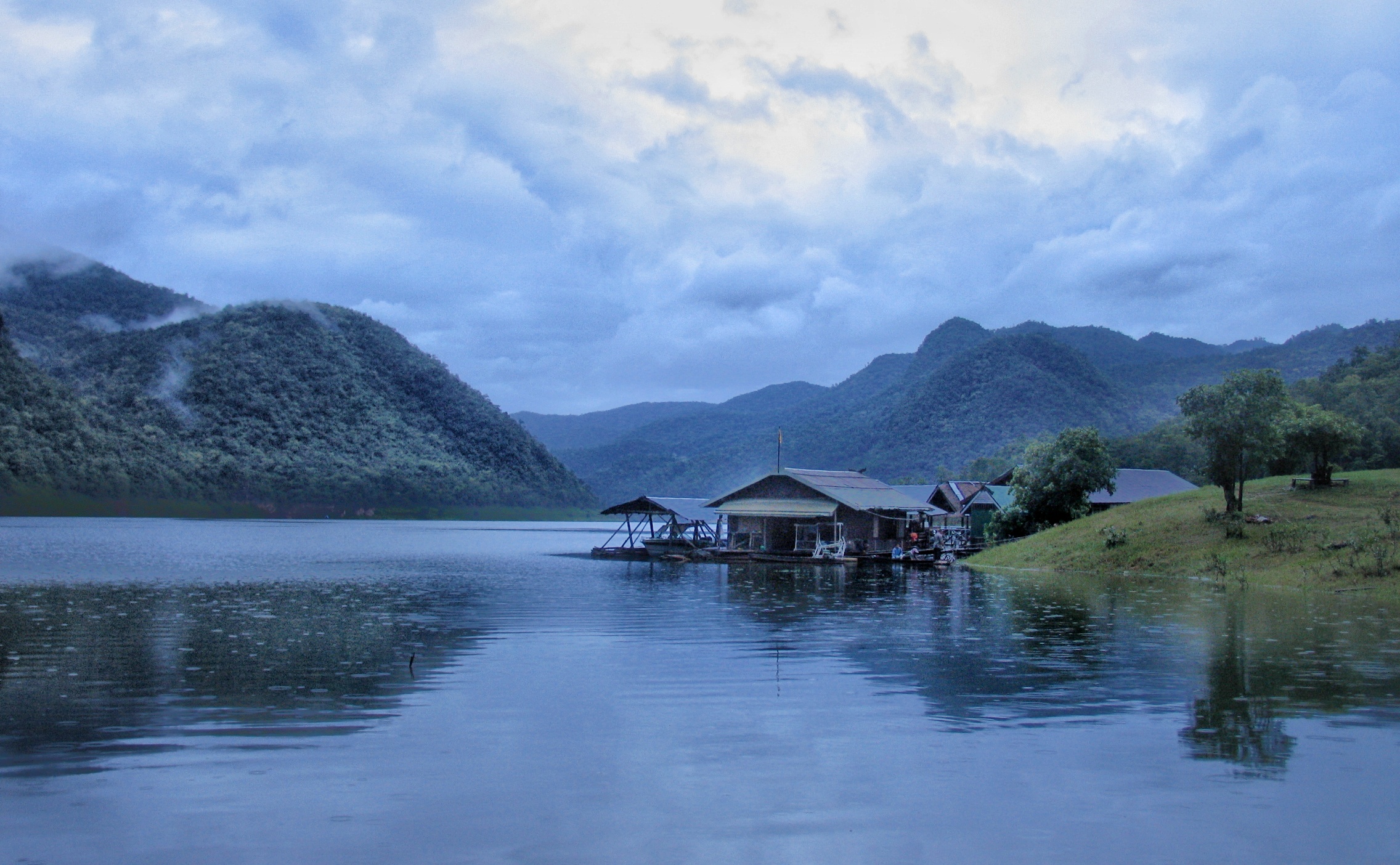В Чиангмае продолжаются поиски пропавшего корейца