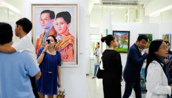 Выставка ко Дню матери открылась на Пхукете