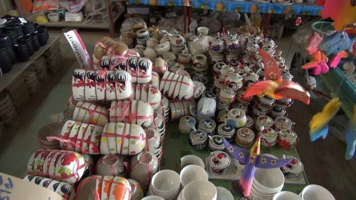 Керамическая промышленность Лампанга находится под угрозой из-за дешевого китайского импорта