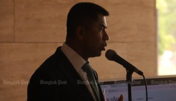 Комиссия по заслугам полиции поддерживает увольнение Сурачате