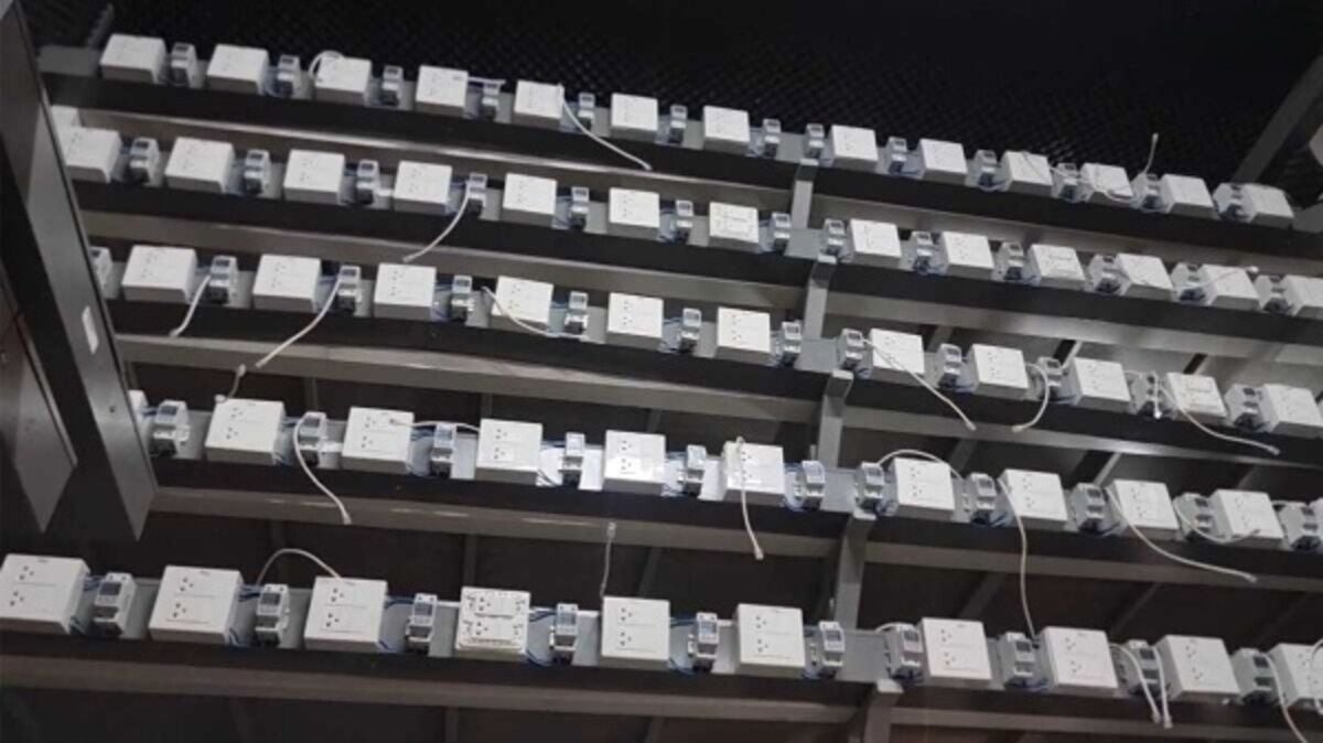 На незаконную биткойн-шахту в Ратчабури, вызвавшую перебои с электричеством, был совершен налет