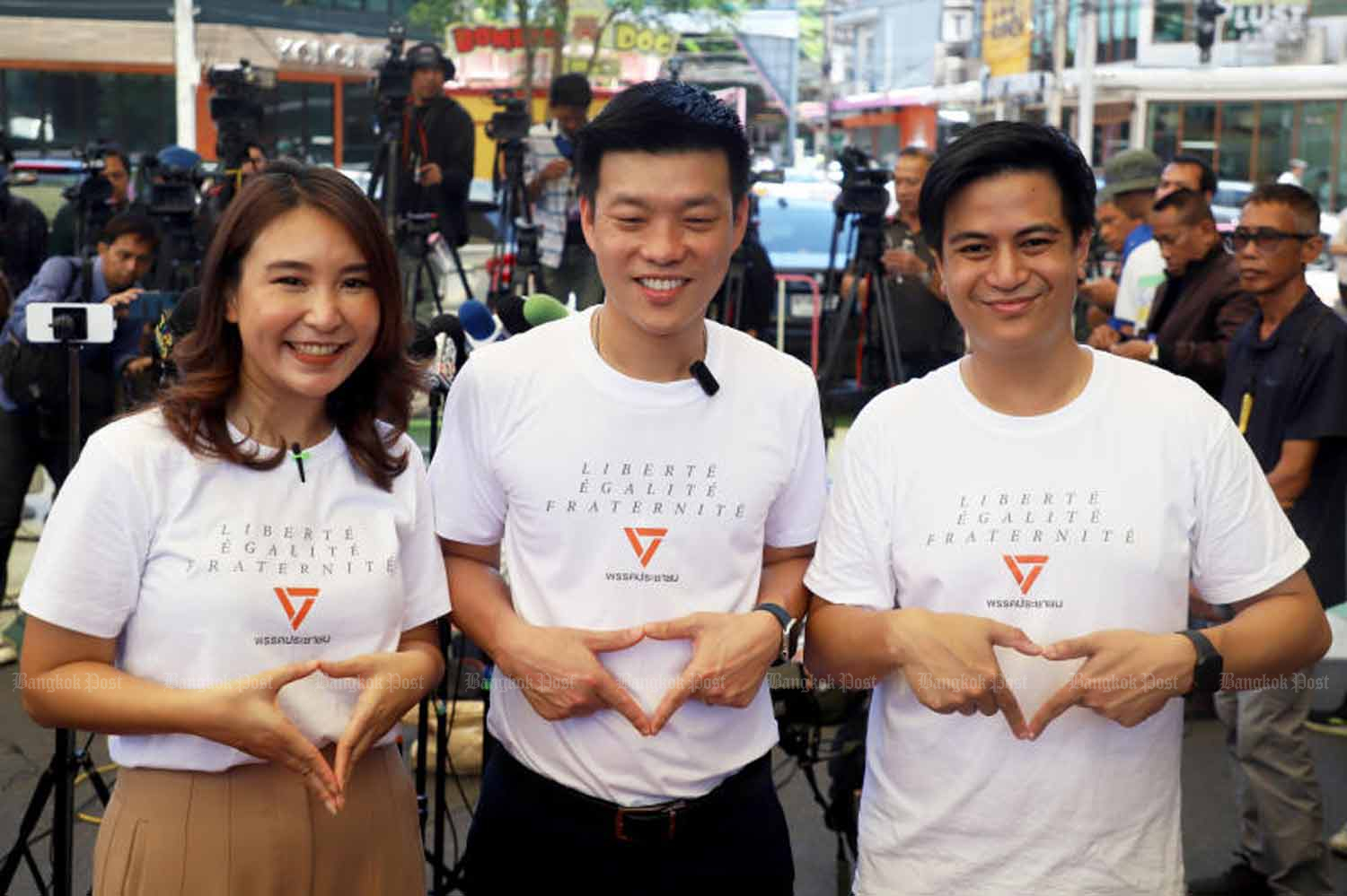 Народная партия предупредила о необходимости тщательной проверки пожертвований