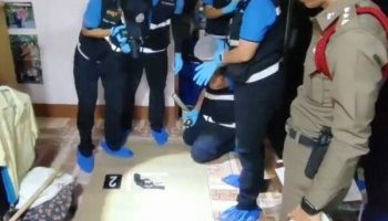 Отставной офицер найден мертвым после огнестрельного ранения в доме в Анг Тхонге