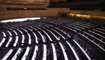 Паэтонгтарн Чинават избран 31-м премьер-министром Таиланда