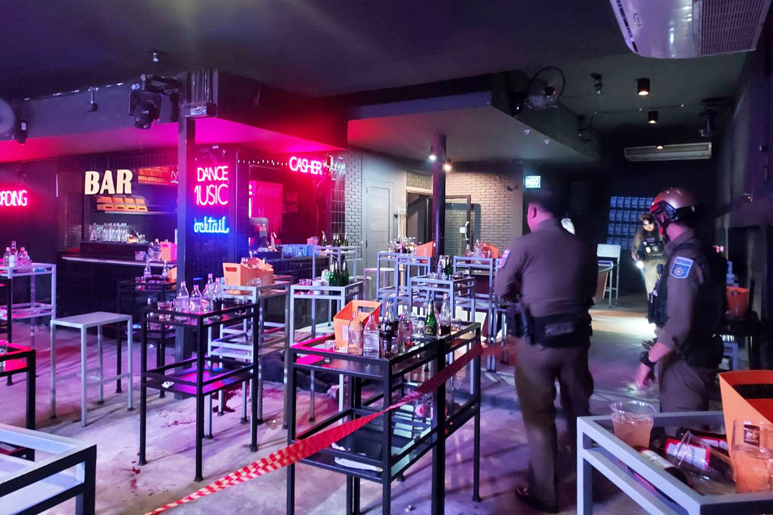 Подозреваемый в стрельбе в пабе со смертельным исходом сдается