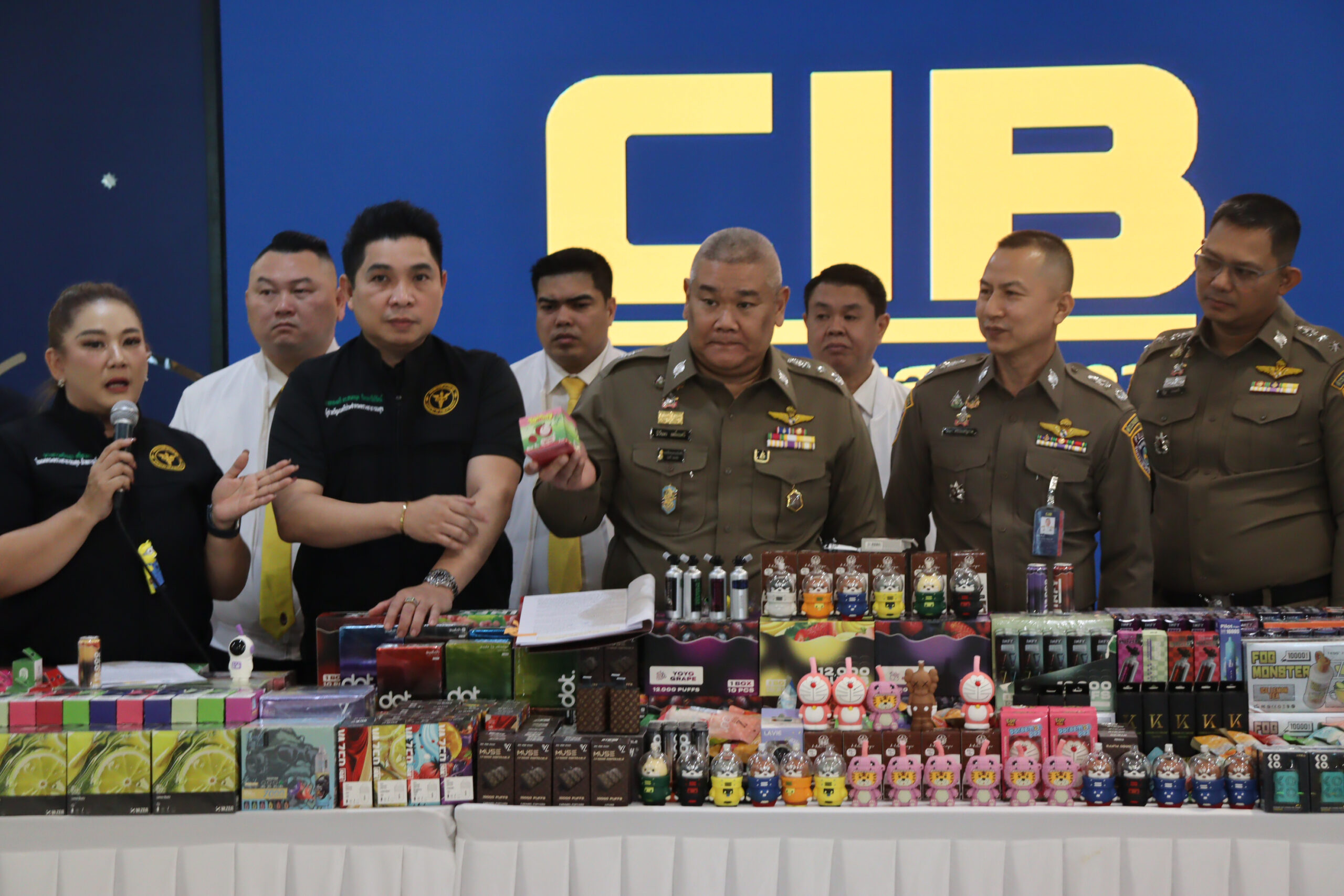 Полиция изъяла оборудование для вейпинга B10m в Чиангмае