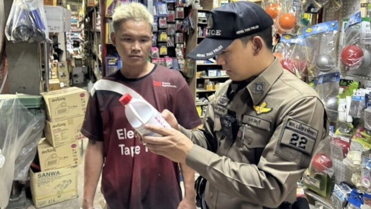 Полиция Паттайи проверяет магазины после смертей от отравления средством для чистки канализации