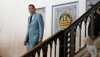 Премьер-министра попросили объяснить проваленные финансовые законопроекты