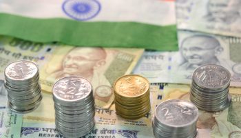 Резервный банк Индии сохраняет процентные ставки, но по-прежнему готов к снижению в четвертом квартале 2024 года - Деловые новости Таиланда