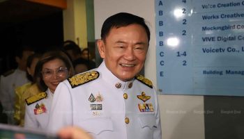 Свободный человек Таксин ждет документов