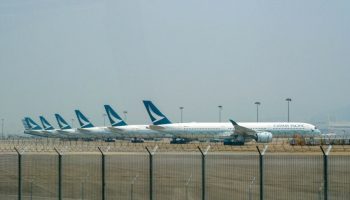 Ведутся ремонтные работы неисправных двигателей Cathay Pacific A350