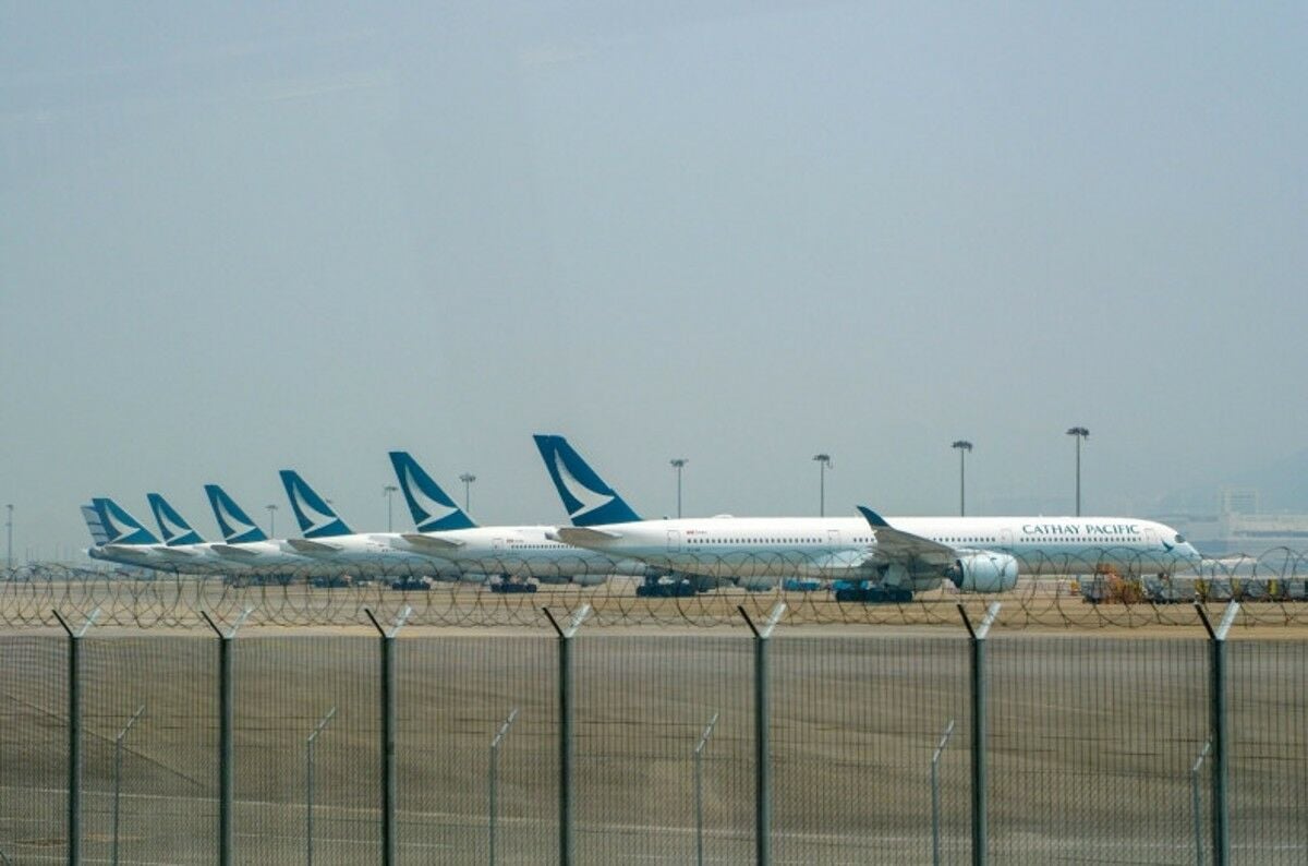 Ведутся ремонтные работы неисправных двигателей Cathay Pacific A350