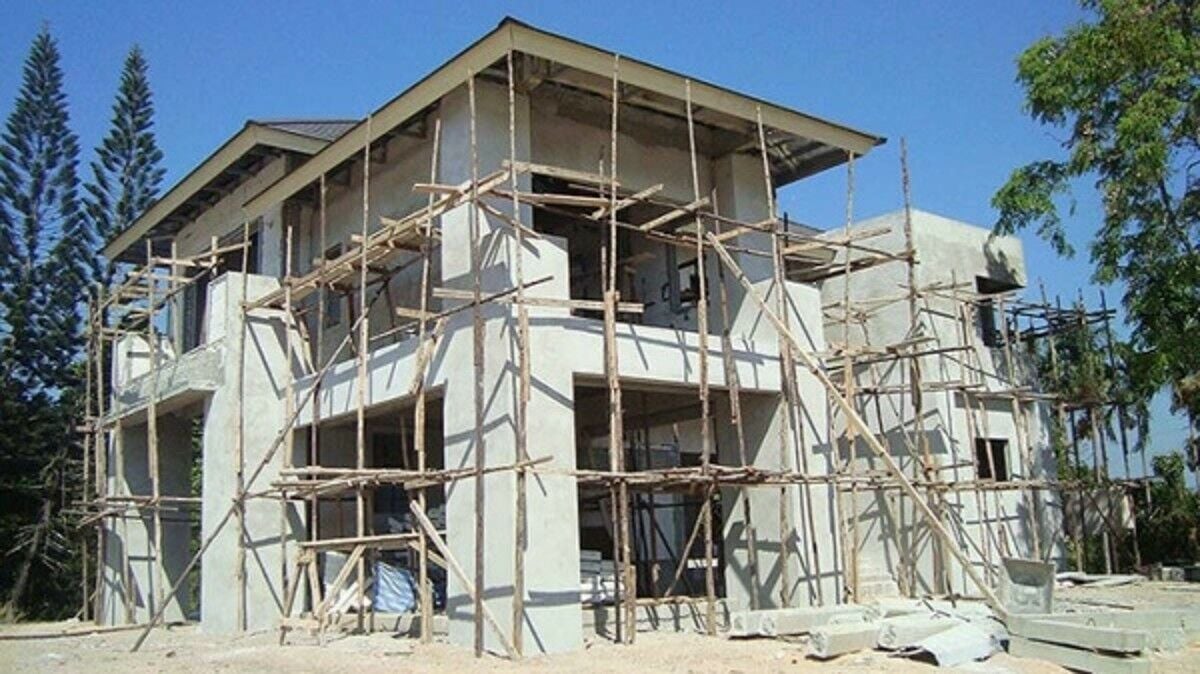 Долг тайских домохозяйств достиг 13,6 трлн бат из-за роста безнадежных кредитов