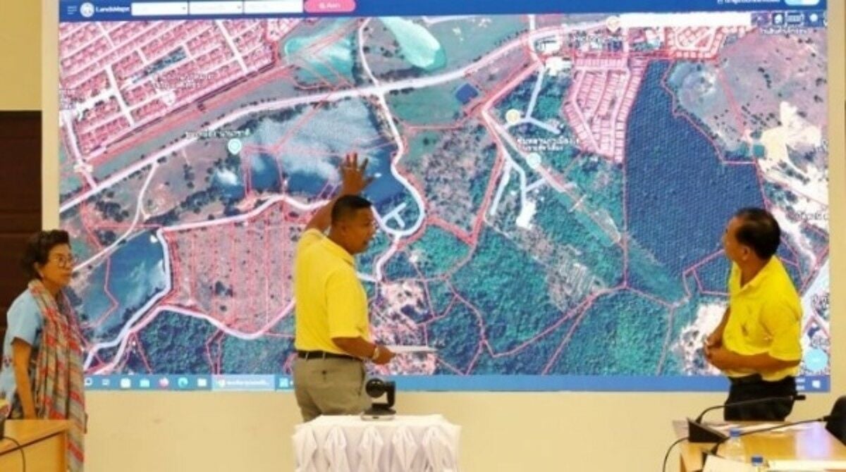 Жители острова Ко Кео все еще ждут асфальтированной дороги и электричества