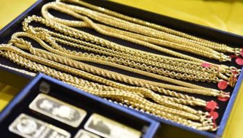 Золотая гармония: Золото неизменно привлекает внимание по цене 41 100 бат