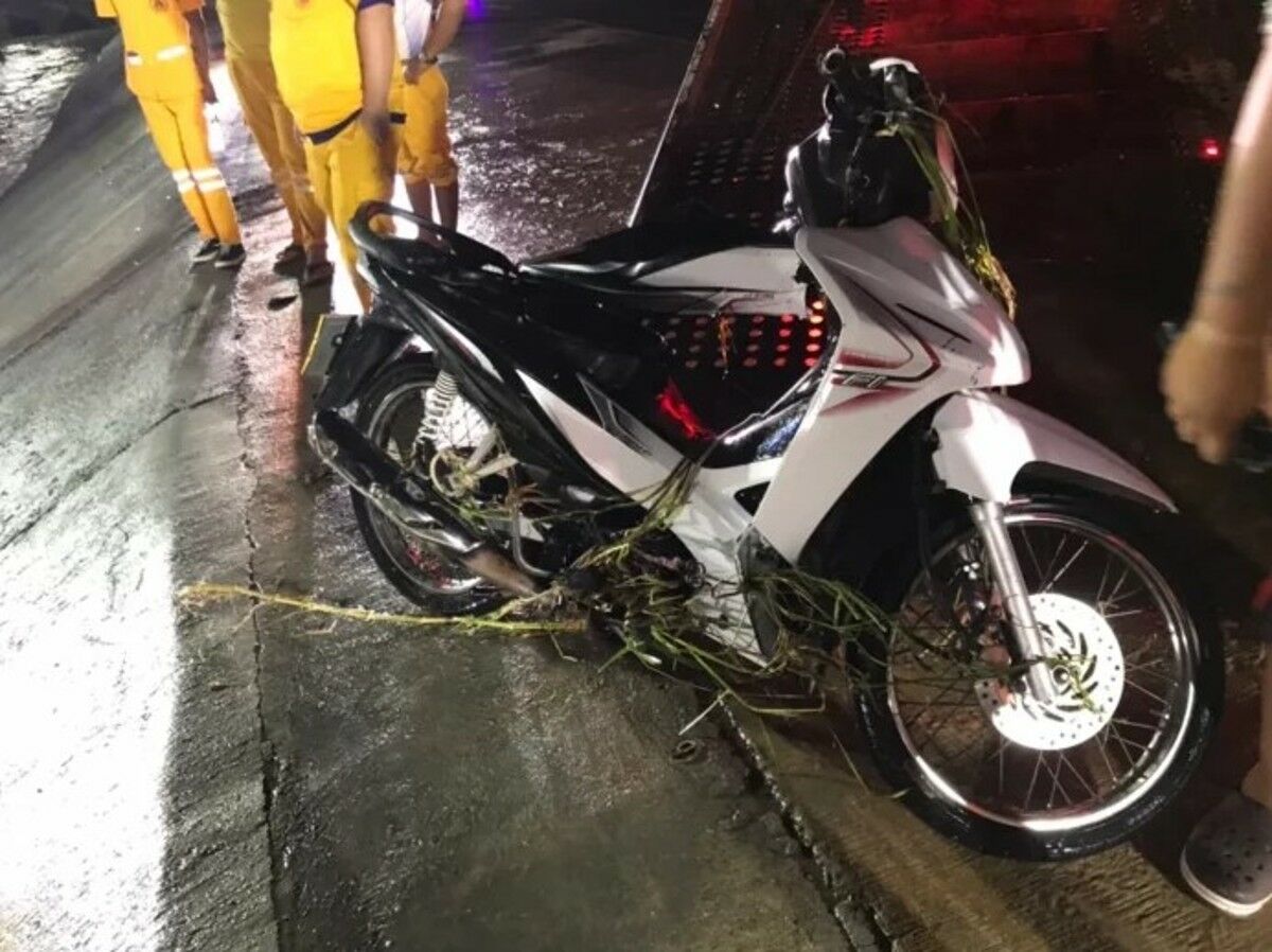 Инструктор по муай-тай погиб после падения на мотоцикле в канале Сирача