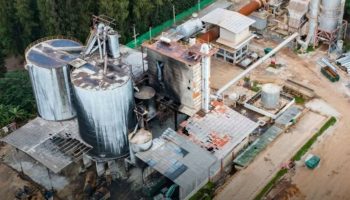 Исполнительный директор заключен в тюрьму в Накхонратчасиме за незаконную утилизацию отходов