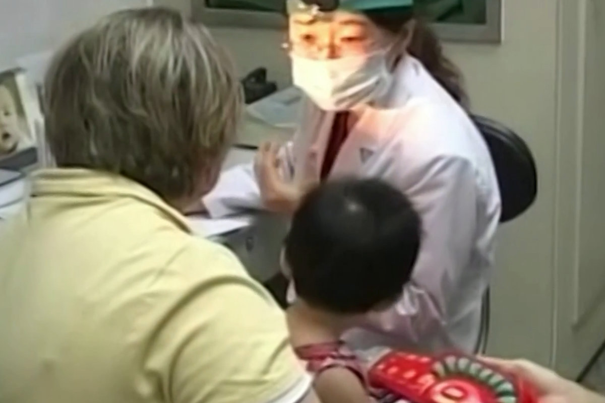 Китай десятилетиями прекращает усыновление своих детей иностранцами