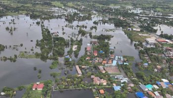 Наводнения продолжаются в шести провинциях