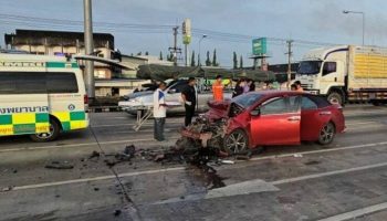 Пассажир погиб при столкновении автомобиля grab с нефтяным танкером в Районге