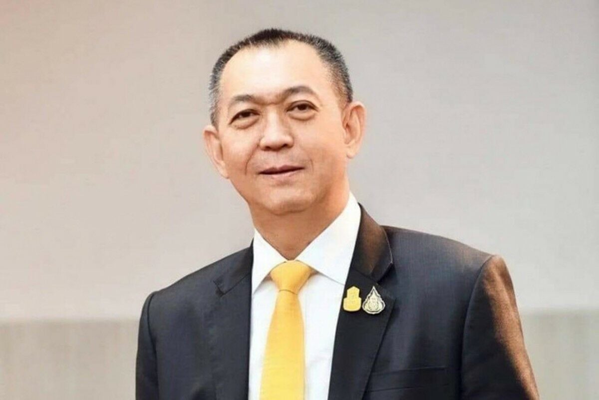 Премьер-министр Таиланда призвал проверить претензии министра окружающей среды на государственную землю