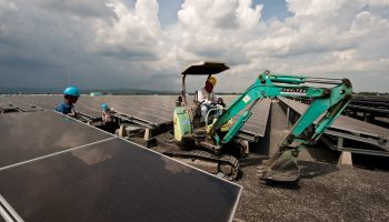 Премьер-министр Таиланда Чинават разработает 3 новых проекта - Бизнес-новости Таиланда