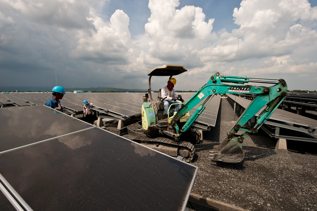 Премьер-министр Таиланда Чинават разработает 3 новых проекта - Бизнес-новости Таиланда