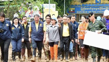 Премьер-министру Таиланда Паэтонгтарну предстоит долгий путь