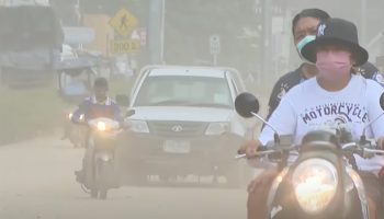 Пыль - новая проблема, возникшая после оползней в Мае Сай