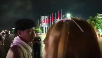 Тайского ютубера отшлепали по заднице во время путешествия по Лаосу (видео)