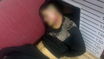 2 полицейских Бангкока получили ранения при задержании китайца с ножом