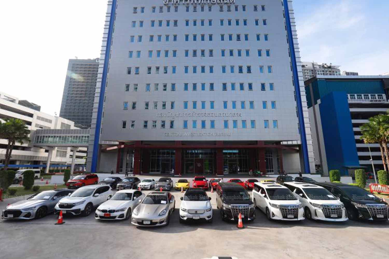 Активы на сумму в 220 миллионов долларов, первоначально изъятые у подозреваемых в причастности к iCon