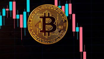 Биткойн срывает банк: крипто-скачок вызывает шоковые волны на рынках