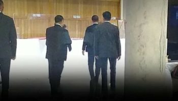 Где Правит? Генерал снова сбежал из парламента