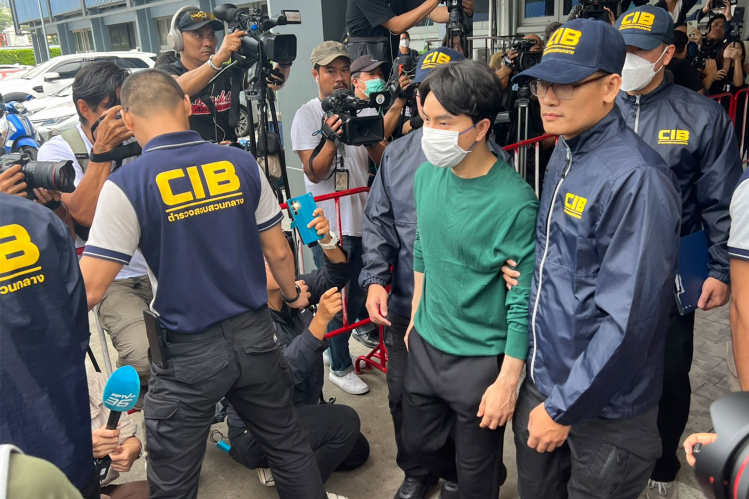 Главный подозреваемый в мошенничестве с иконами "Босс Пол" заключен в тюрьму