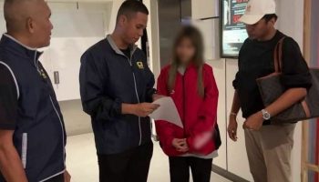 Избитая и арестованная: тайскую женщину задержали за то, что она 208 раз рассказала о пирогах со свининой