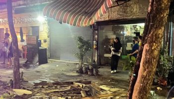 Мужчина в Таиланде серьезно пострадал после обрушения балкона на бангкокской дороге