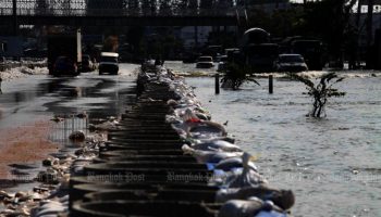 На главной дороге Бангкок-Супханбури начинаются ремонтные работы