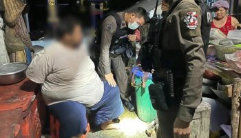 От гриля к золоту: продавец курицы взъерошил перья при ограблении недалеко от Бангкока