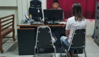 Полиция преследует дочь директора школы за мошенничество на сумму 15 миллионов батов