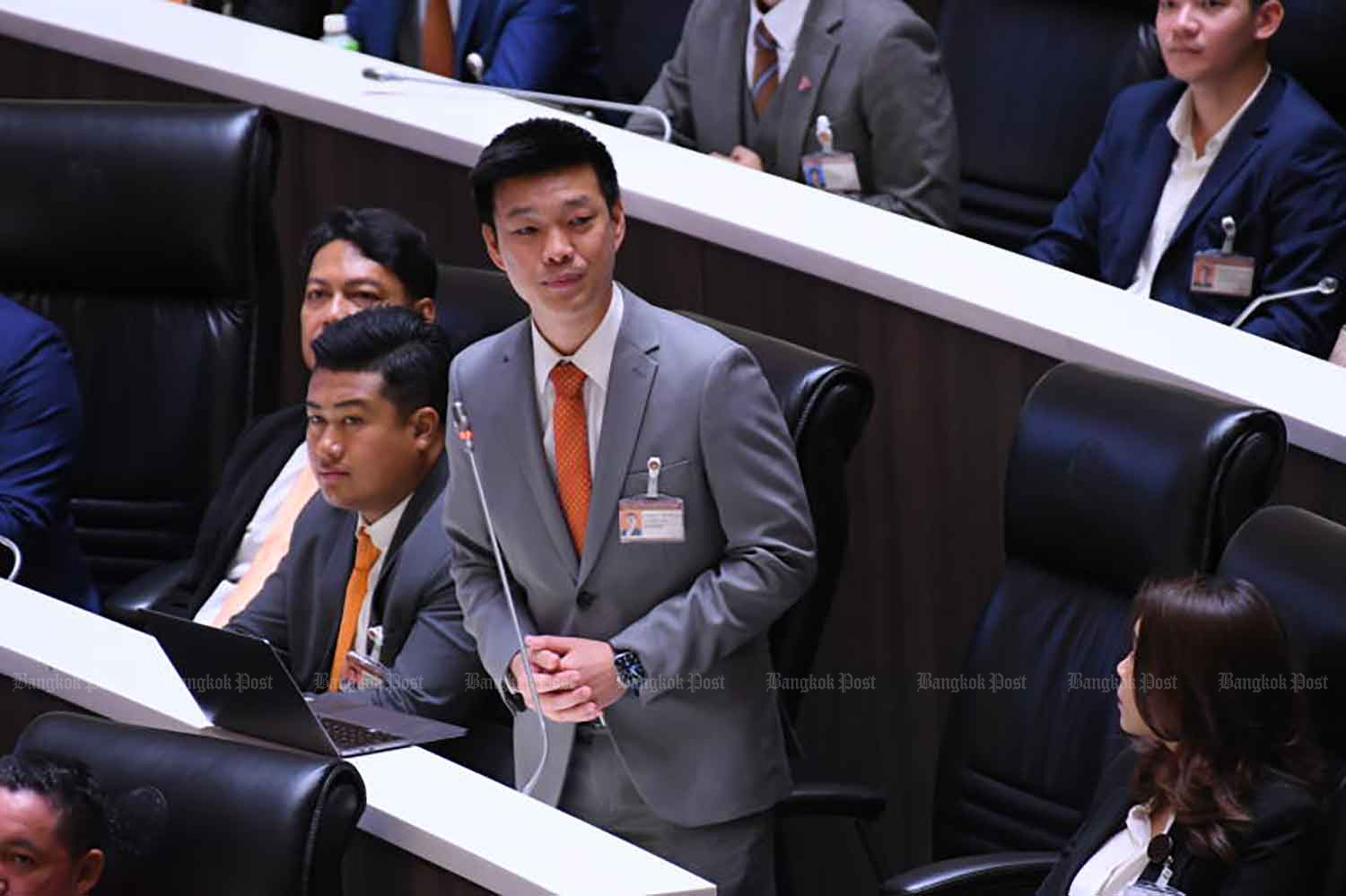 Правительство призвало принять меры для обеспечения того, чтобы обвиняемые в массовых убийствах предстали перед судом