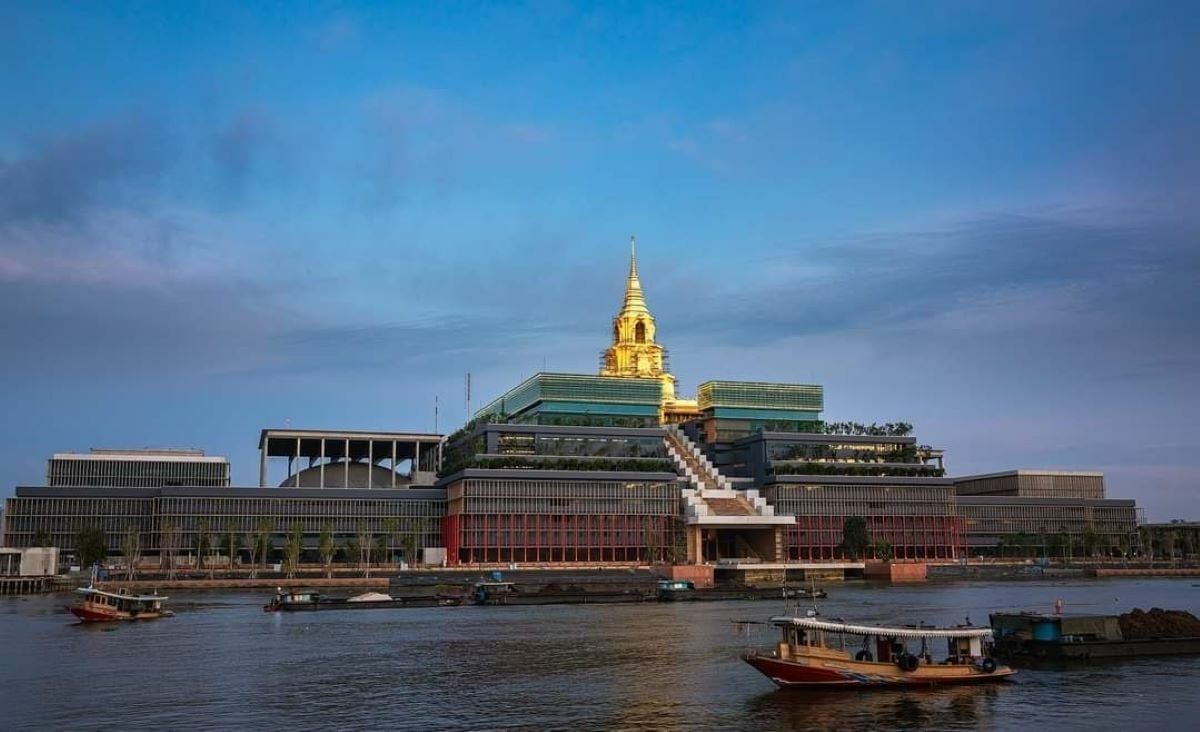 Пхеу Тай уверен в проведении референдума, несмотря на спор о двойном перевесе голосов