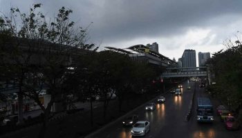 Сильные дожди ожидаются в 32 провинциях, пострадало 70% Бангкока.