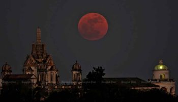 Супер-полнолуние ожидается над Таиландом всю ночь на четверг