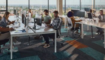 Тайские МСП оказались в затруднительном положении из-за долгов и сокращающегося спроса